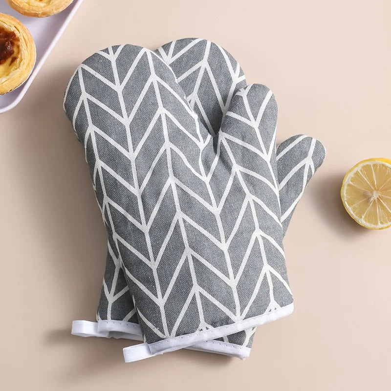 2pcs Heat-insulating Kitchen Gloves
