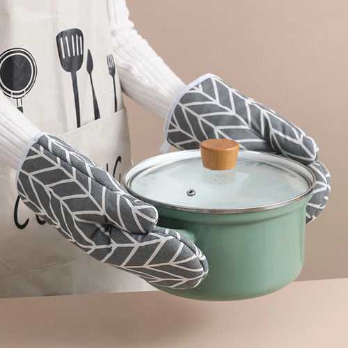2pcs Heat-insulating Kitchen Gloves