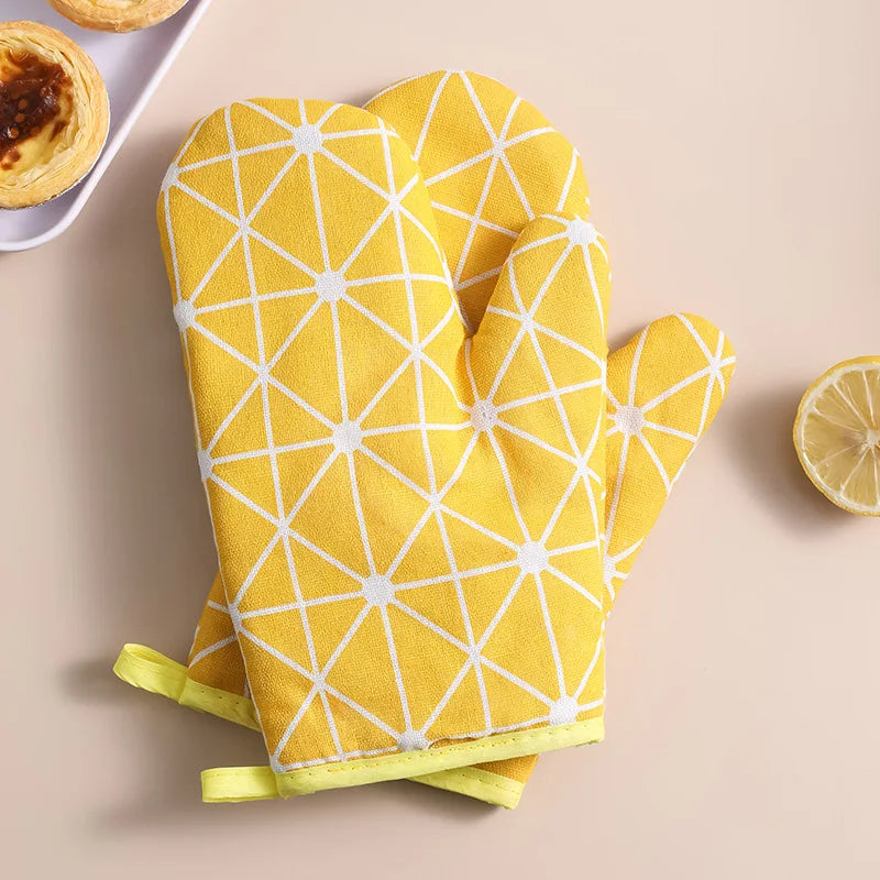 2pcs Heat-insulating Kitchen Gloves
